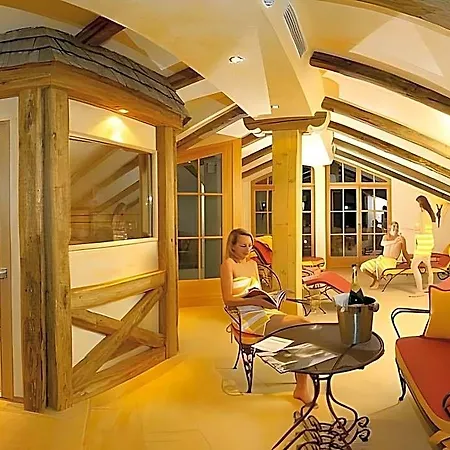 Berg-leben Otel Grossarl
